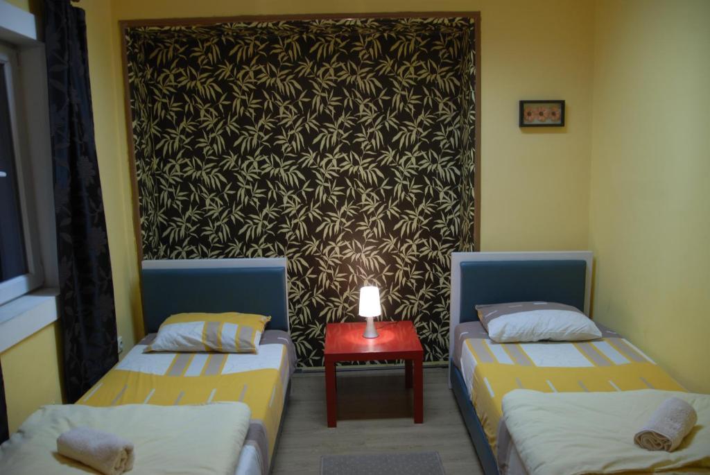 Reveller'S Hostel Dordegol Rum bild